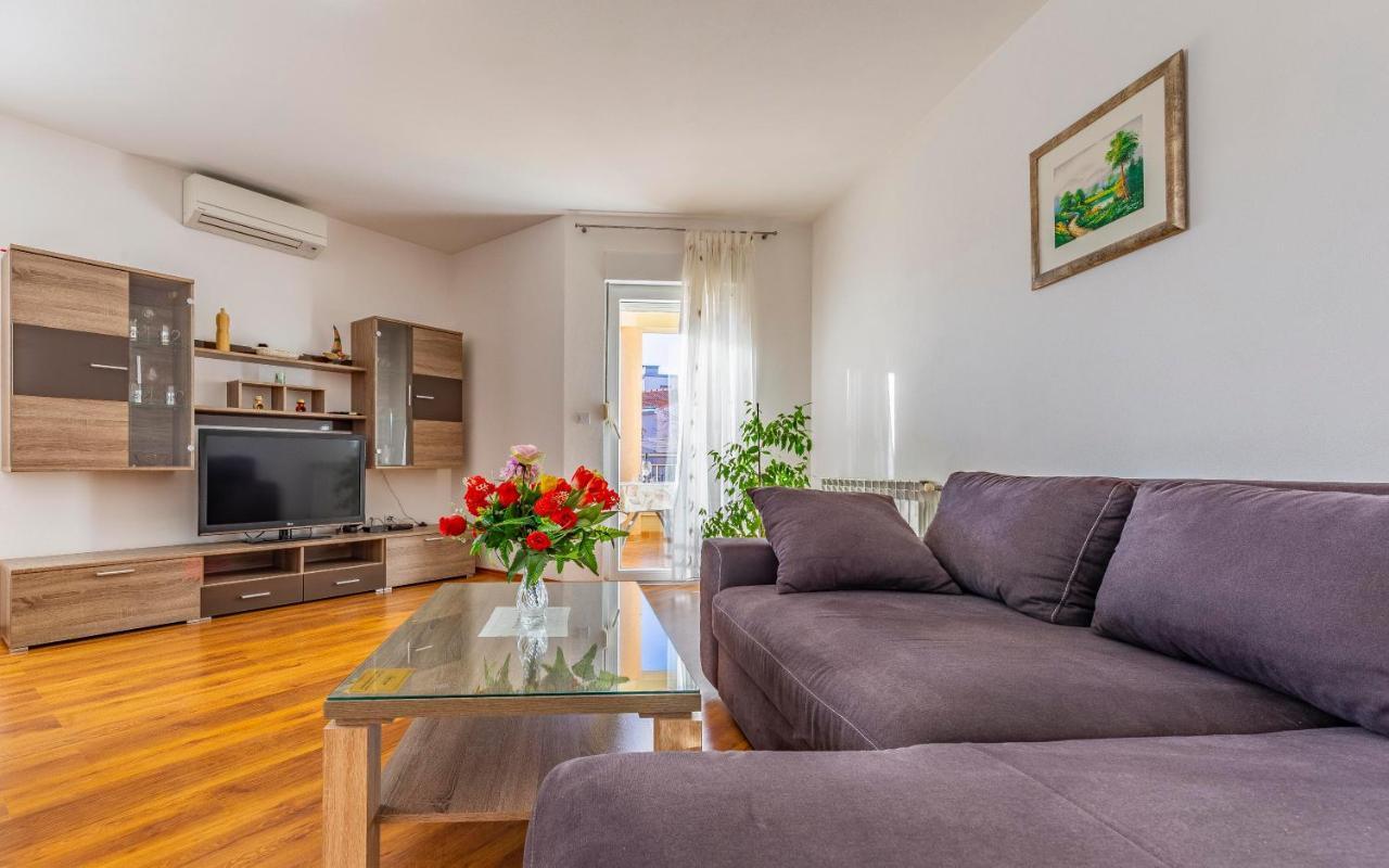 PUY Istriensonne - Apartments Veruda Mit Grillterrasse מראה חיצוני תמונה