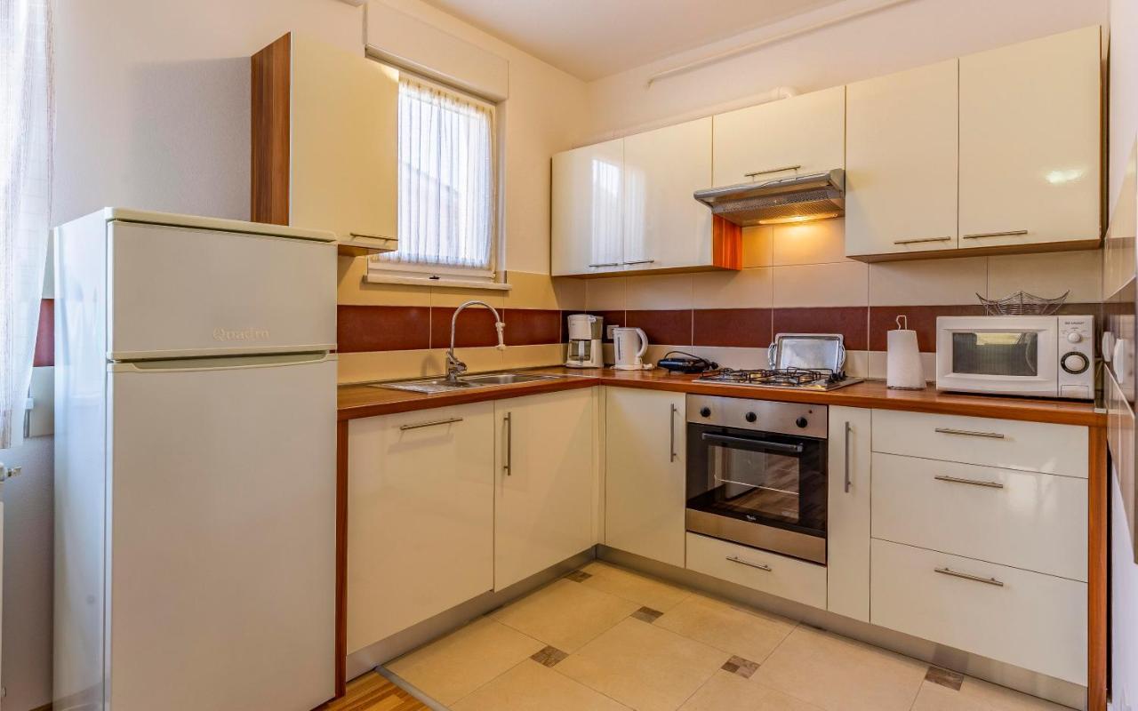 PUY Istriensonne - Apartments Veruda Mit Grillterrasse מראה חיצוני תמונה
