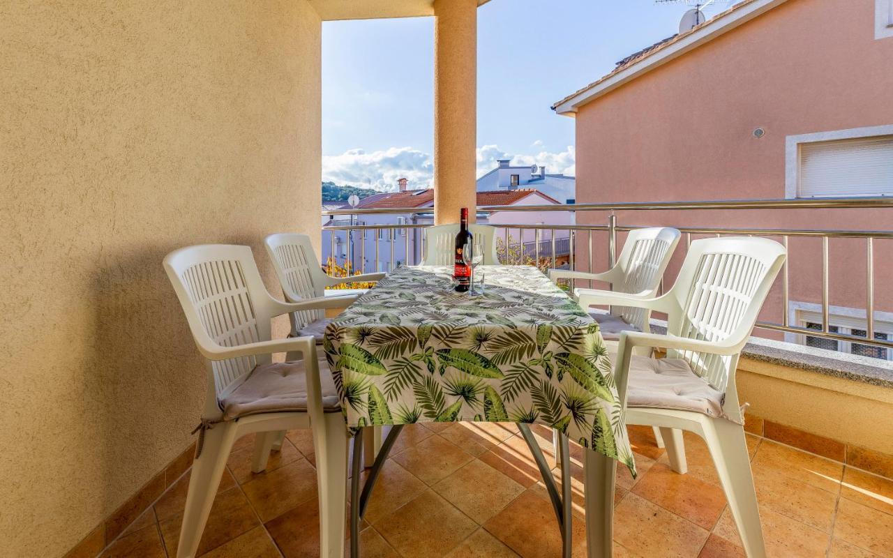 PUY Istriensonne - Apartments Veruda Mit Grillterrasse מראה חיצוני תמונה